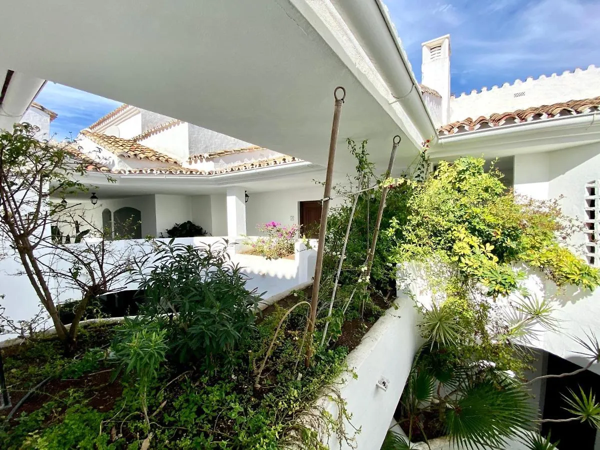 Apartamento Luxury Puerto Banus Penthouse With Parking & Wi-Fi Marbella España