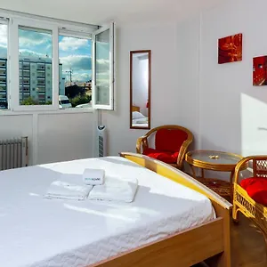 https://a12-praia-da-luz-center-apartment.hotelaalgarve.com