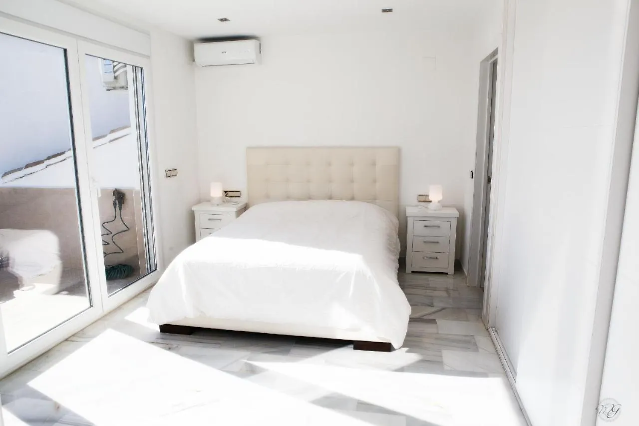 Luxury Puerto Banus Penthouse With Parking & Wi-Fi Apartment Marbella