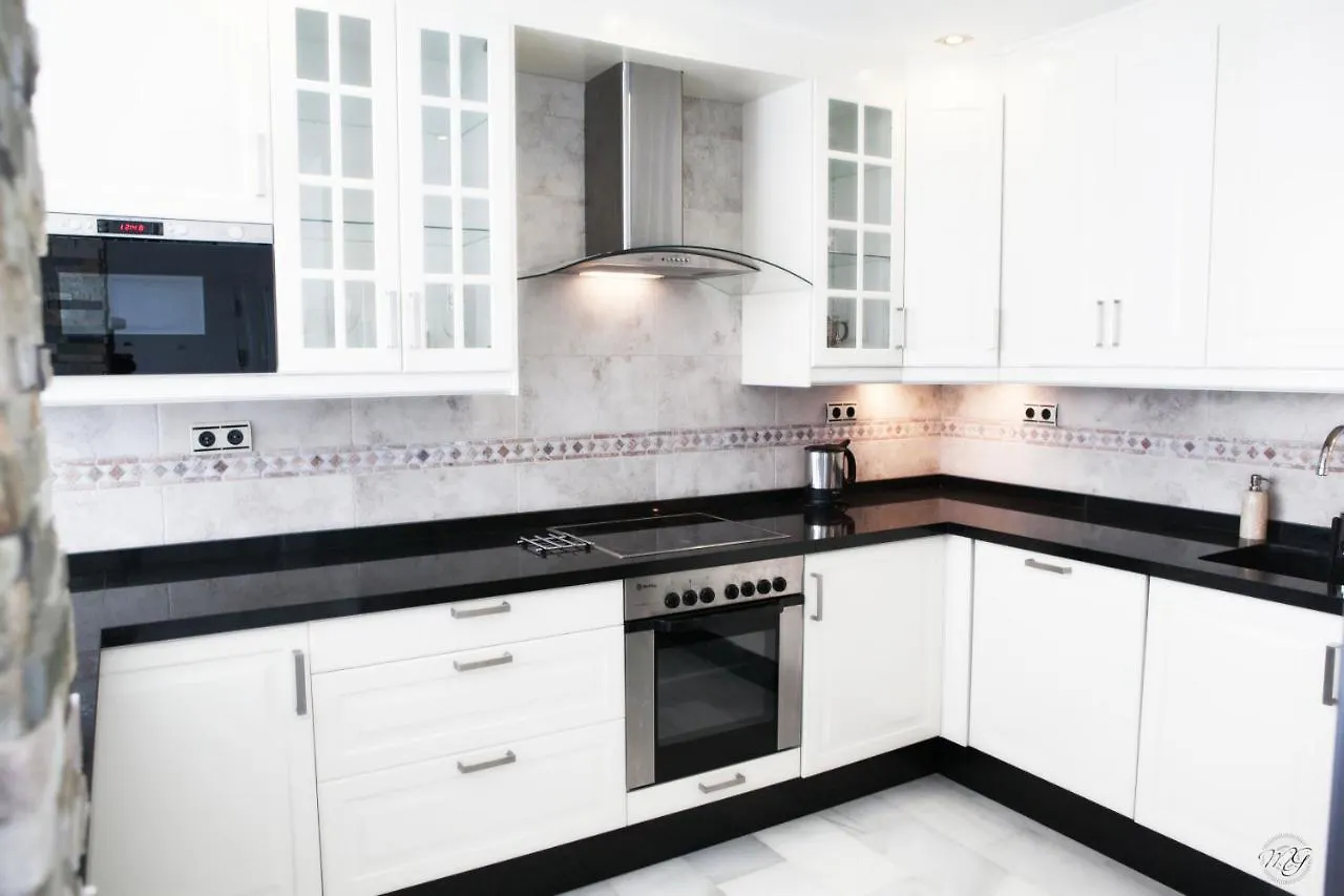 Luxury Puerto Banus Penthouse With Parking & Wi-Fi Apartment Marbella