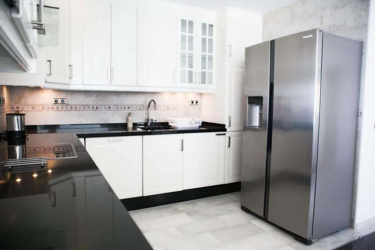 Luxury Puerto Banus Penthouse With Parking & Wi-Fi Apartment Marbella