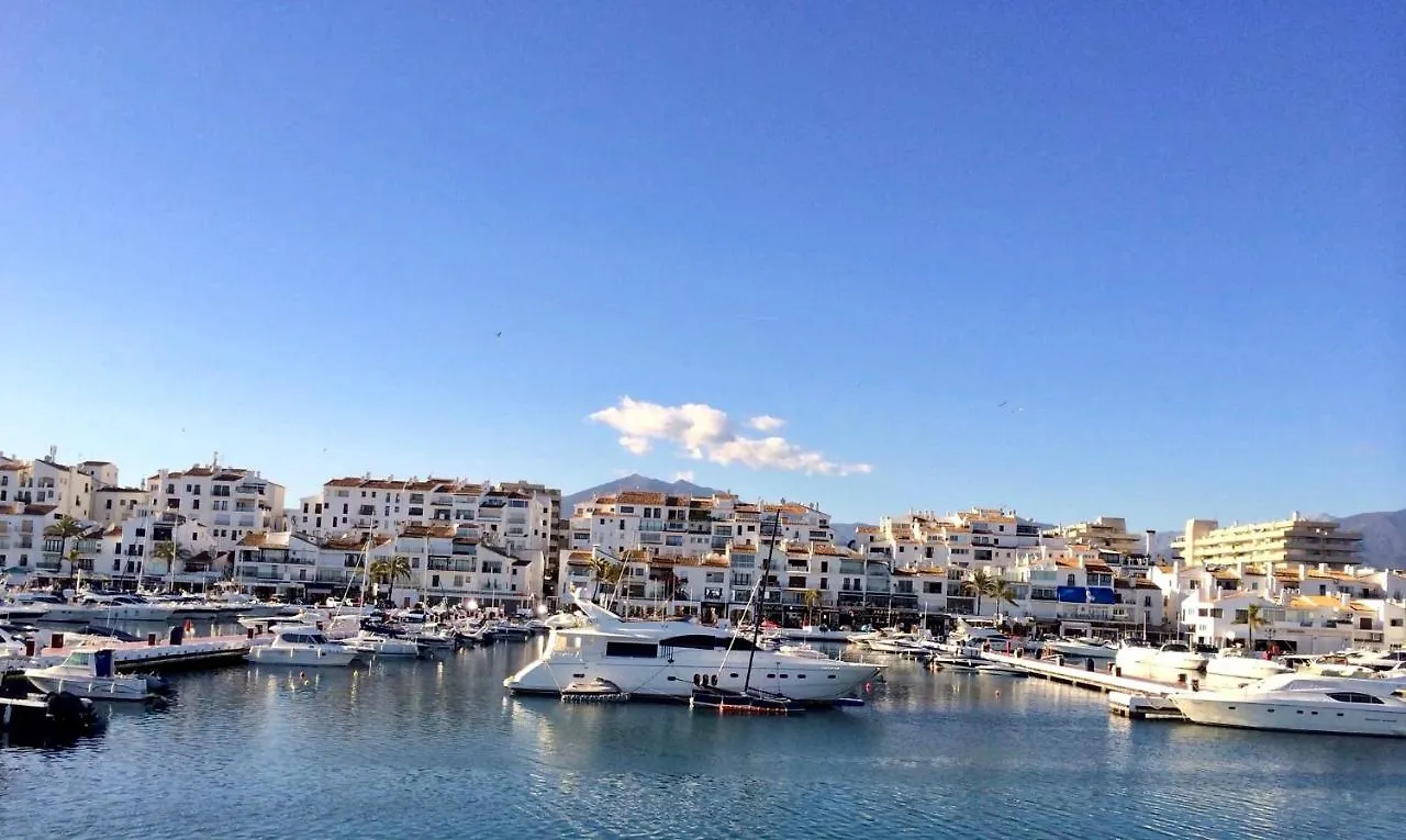 Luxury Puerto Banus Penthouse With Parking & Wi-Fi Apartment Marbella