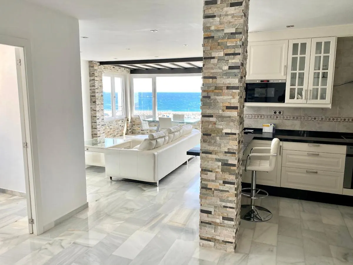 Luxury Puerto Banus Penthouse With Parking & Wi-Fi Apartment Marbella